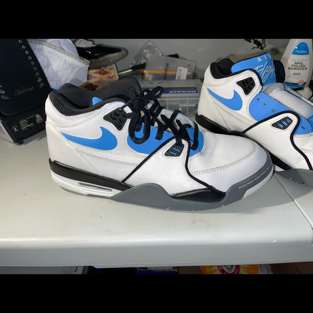Nike air flight
